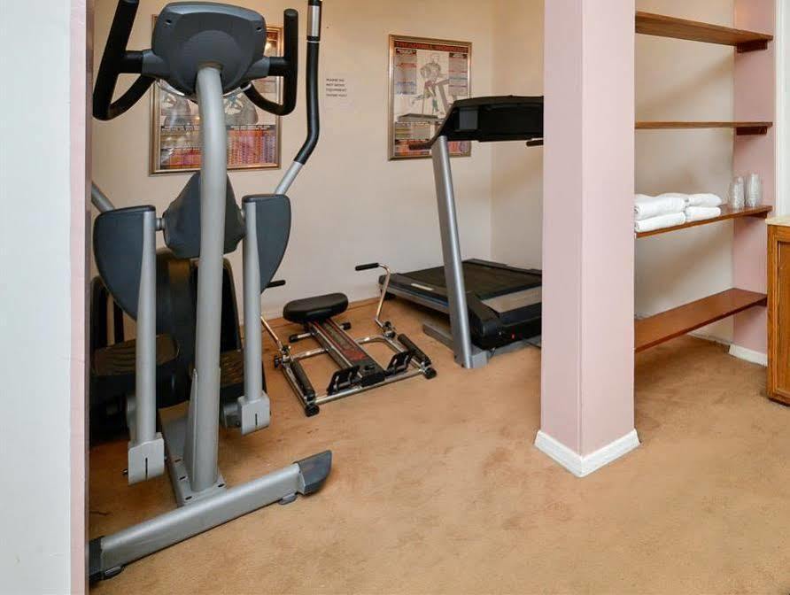 Americas Best Value Inn & Suites - Lancaster Eksteriør billede